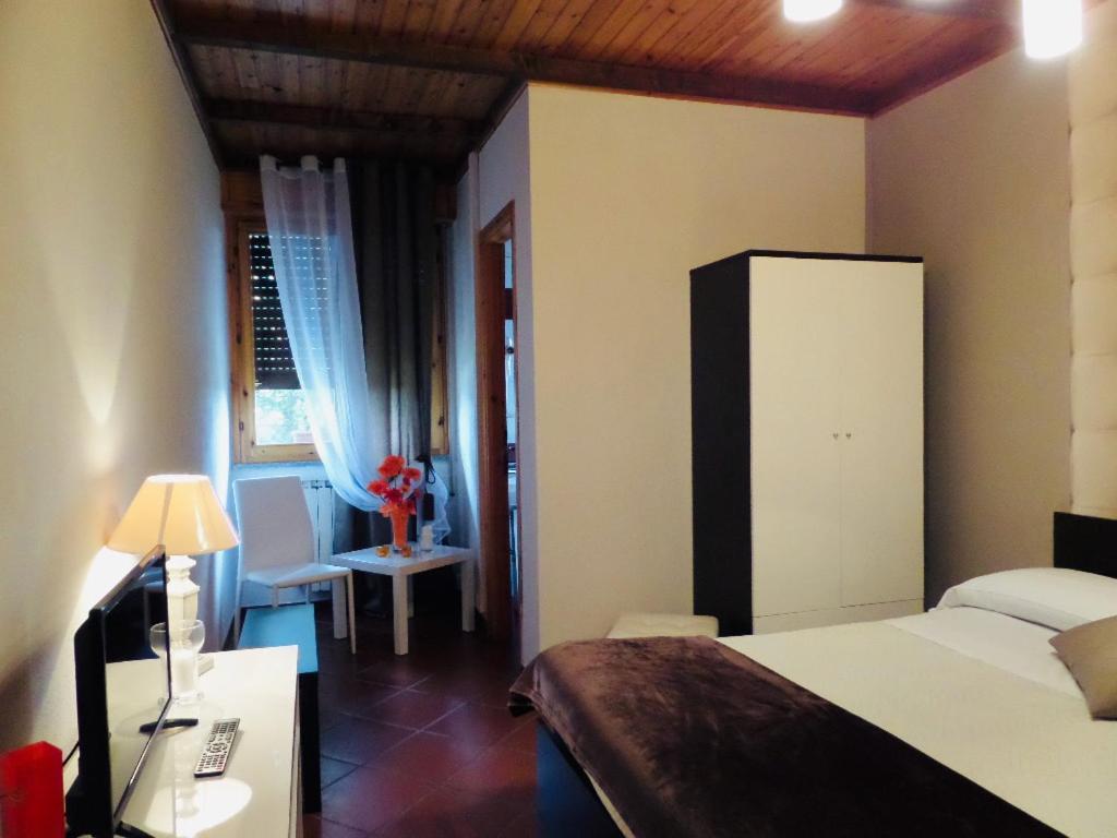 Hotel La Locanna Serramazzoni Zewnętrze zdjęcie
