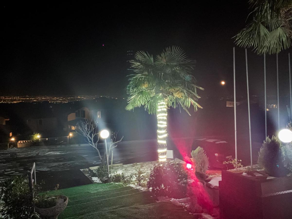 Hotel La Locanna Serramazzoni Zewnętrze zdjęcie