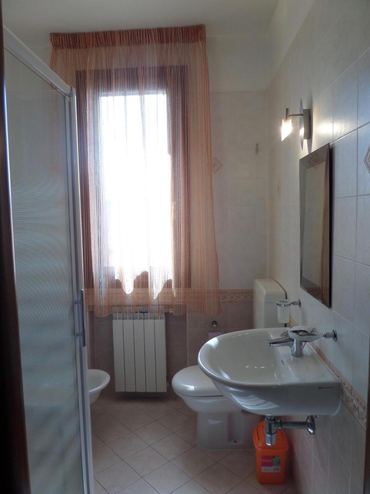 Hotel La Locanna Serramazzoni Zewnętrze zdjęcie