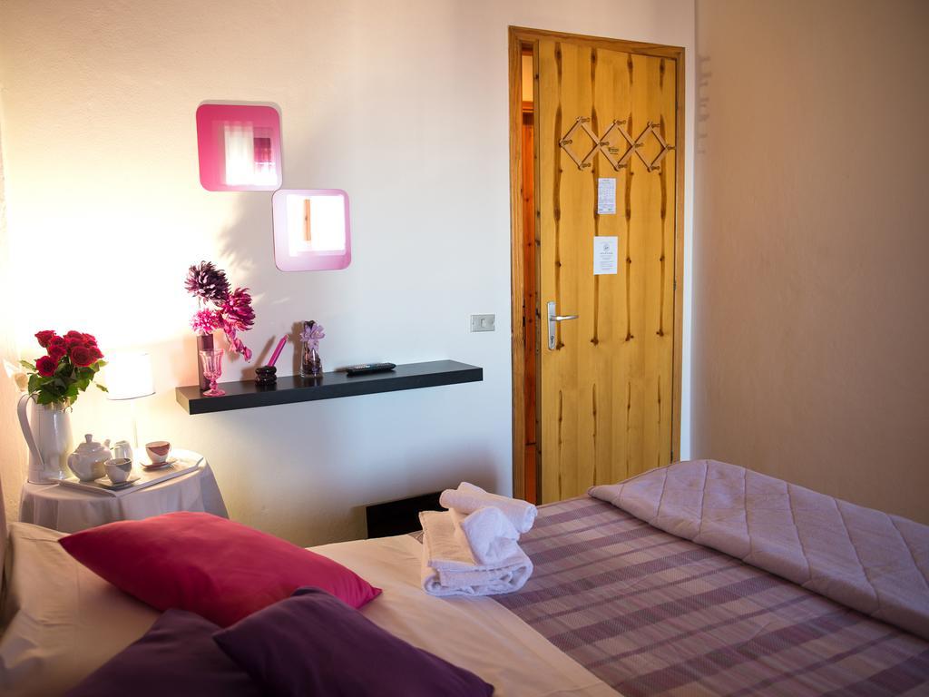 Hotel La Locanna Serramazzoni Zewnętrze zdjęcie